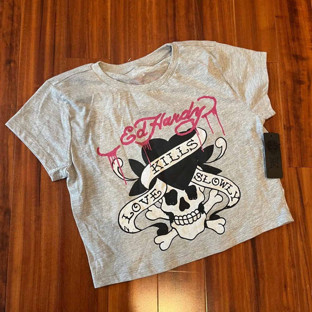 Ed Hardy Baby Tee Tshirt Top Graphic Skull Heart Gray Pink Back‎ Logo Crop New L